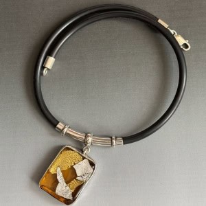 Dije de Murano y plata 0.925 rodiada. (copia)